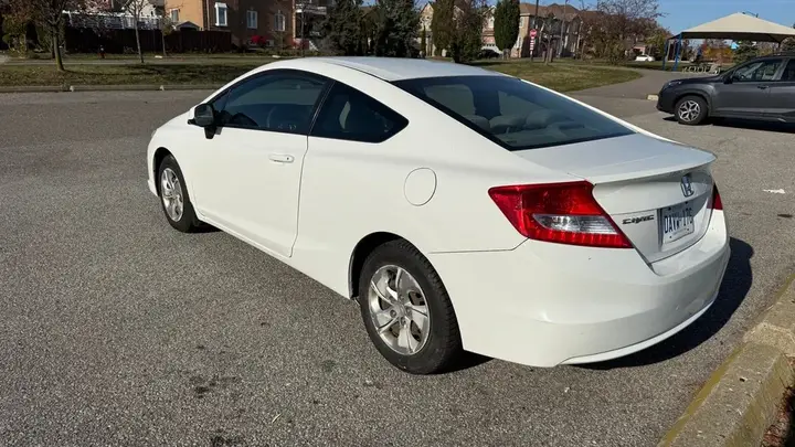 Honda Civic 2013 photo 5