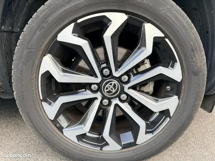 Toyota Yaris Cross 2022 photo 4