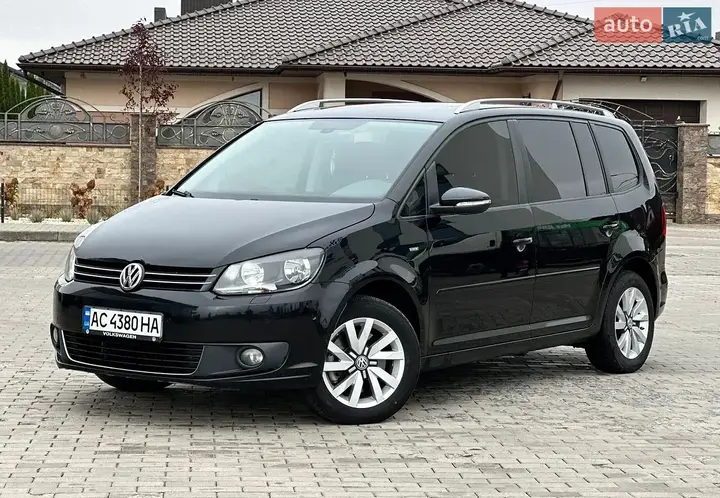 Volkswagen Touran 2013 photo 4