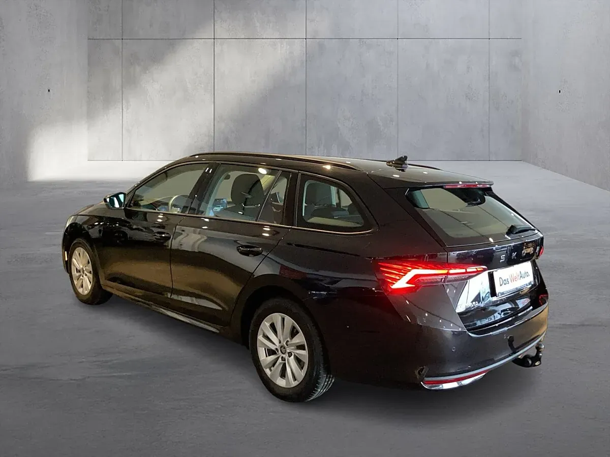 Skoda Octavia 2025 photo 3