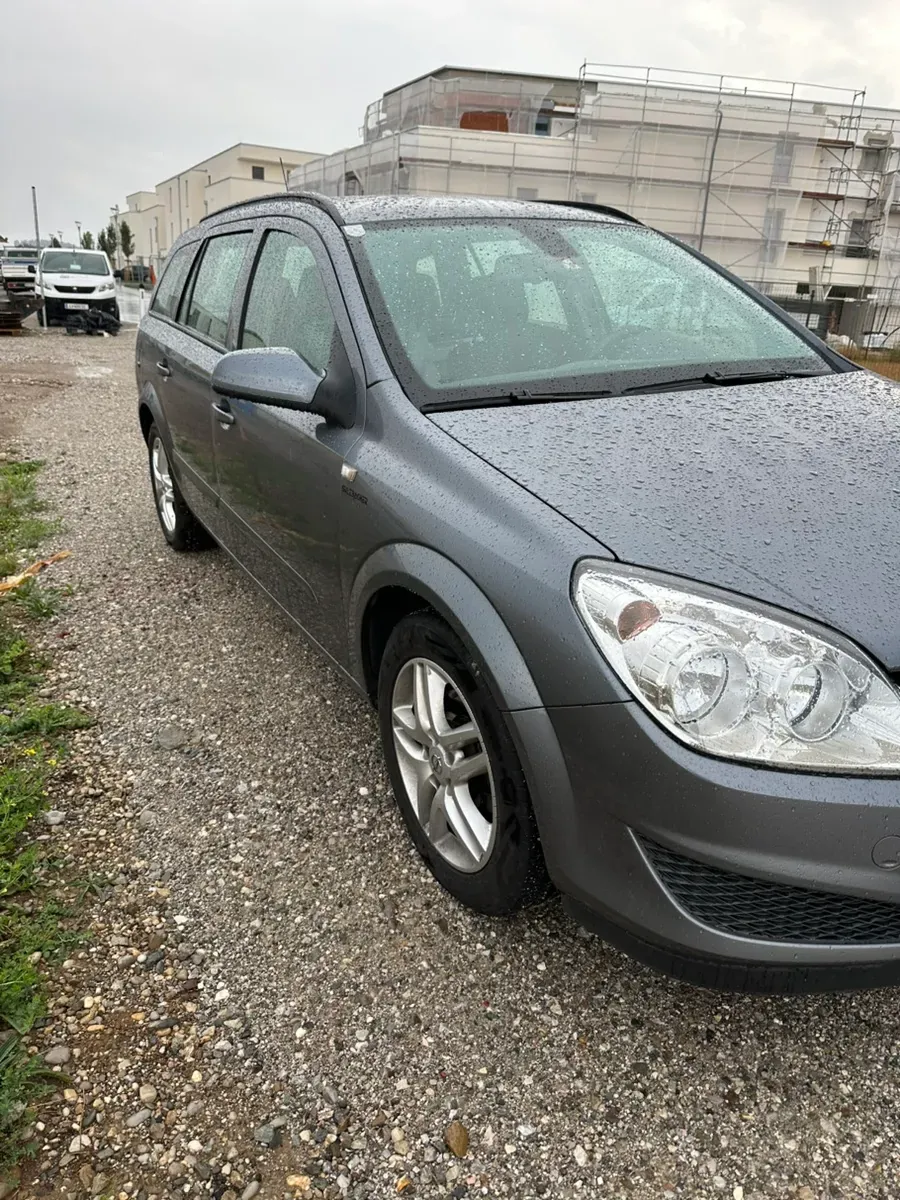 Opel Astra 2007 photo 3