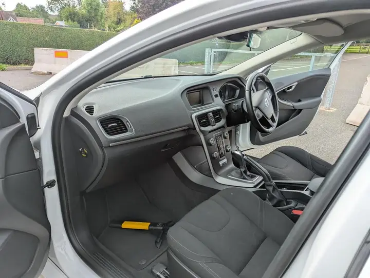 Volvo V40 2016 photo 5