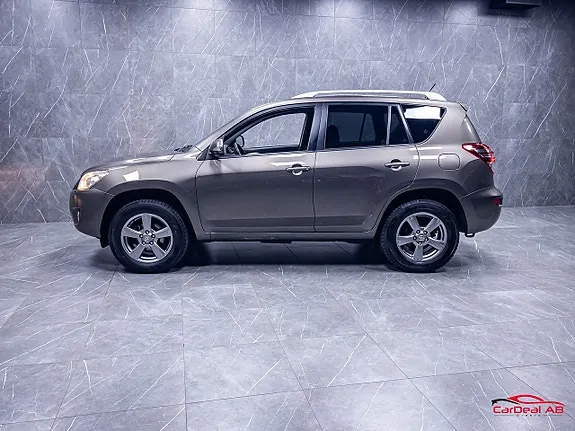 Toyota Rav4 2010 photo 4