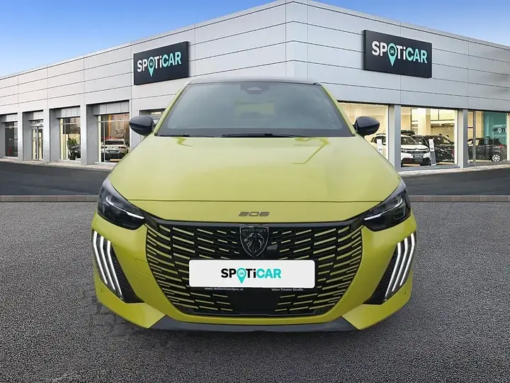Peugeot 208 2025 photo 2