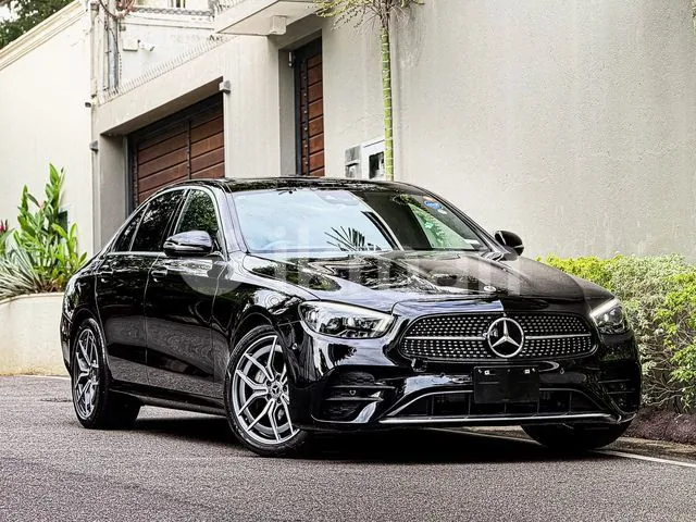 Mercedes-Benz E200