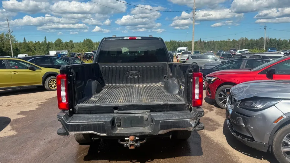 Ford F250 2023 photo 5