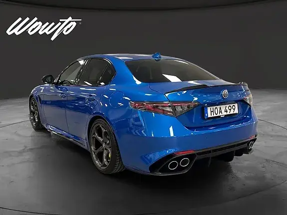 Alfa Romeo Giulia Quadrifoglio 2021 photo 5