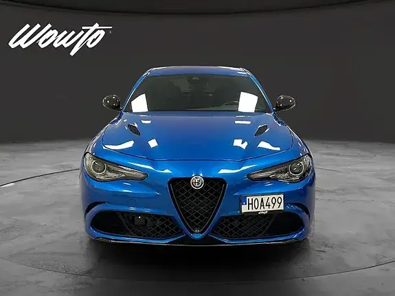 Alfa Romeo Giulia Quadrifoglio 2021 photo 2