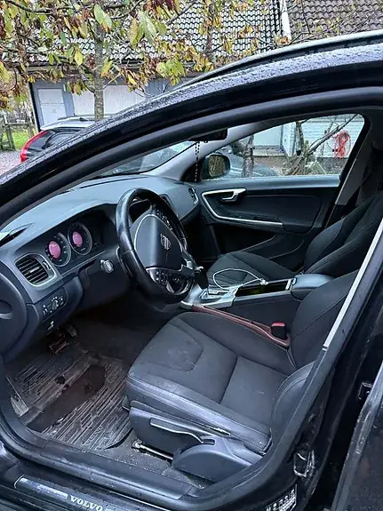 Volvo V60 2011 photo 3