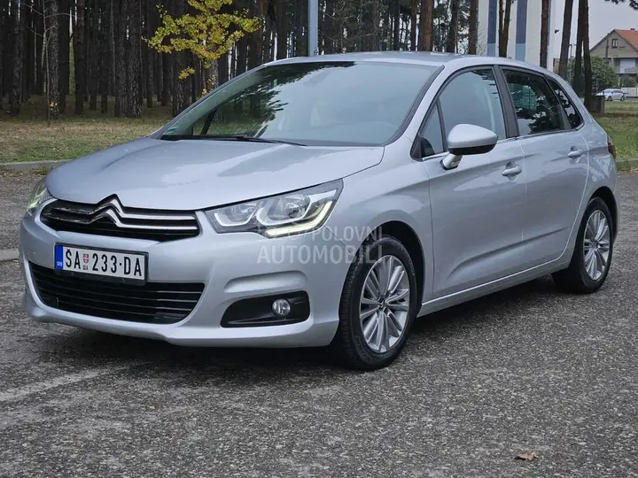 Citroen C4 2015 photo 3