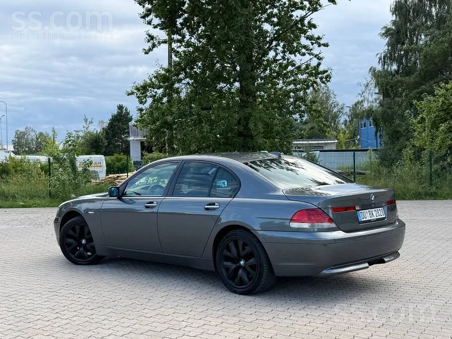 BMW 730D 2004 photo 4