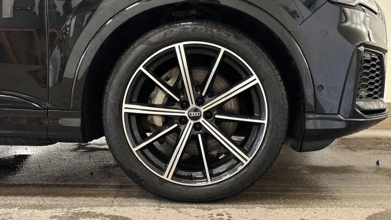 Audi Q7 2022 photo 4