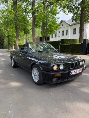 BMW E30