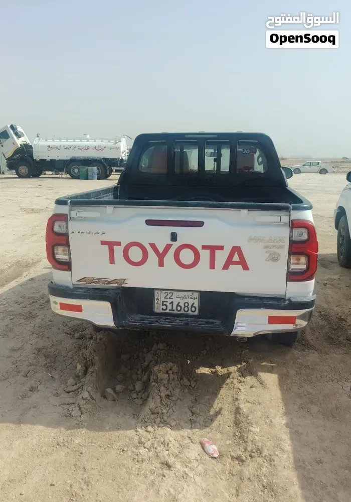Toyota Hilux 2024 photo 3
