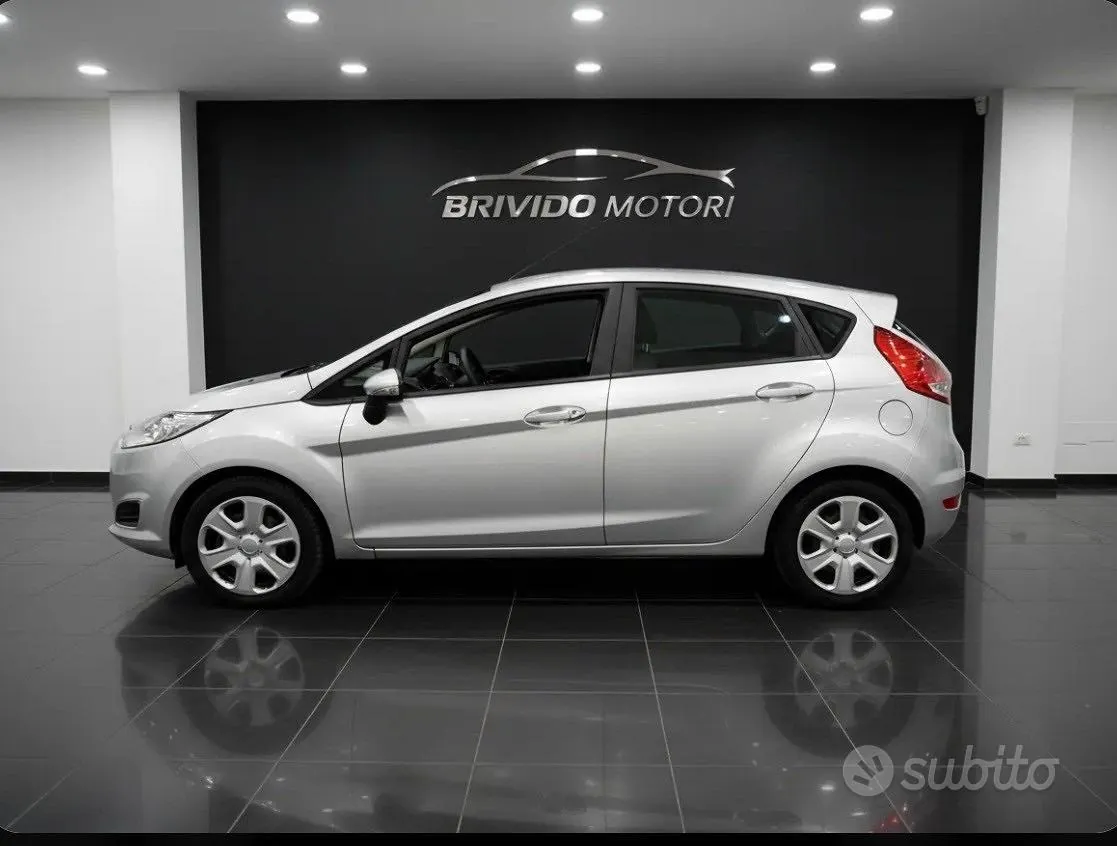 Ford Fiesta 2009 photo 4