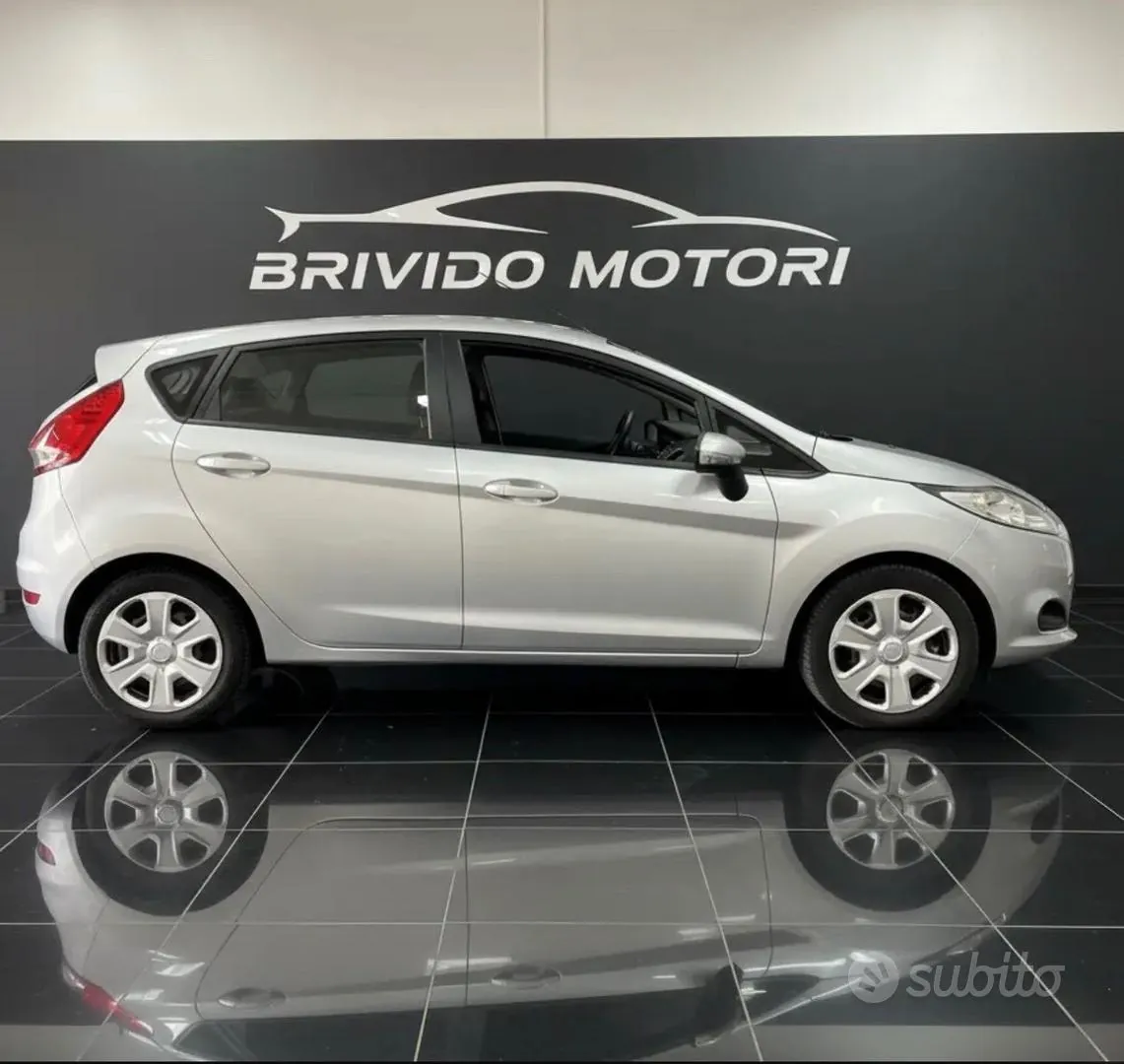 Ford Fiesta 2009 photo 3