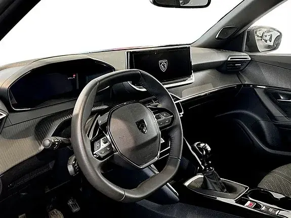 Peugeot 2008 2024 photo 5