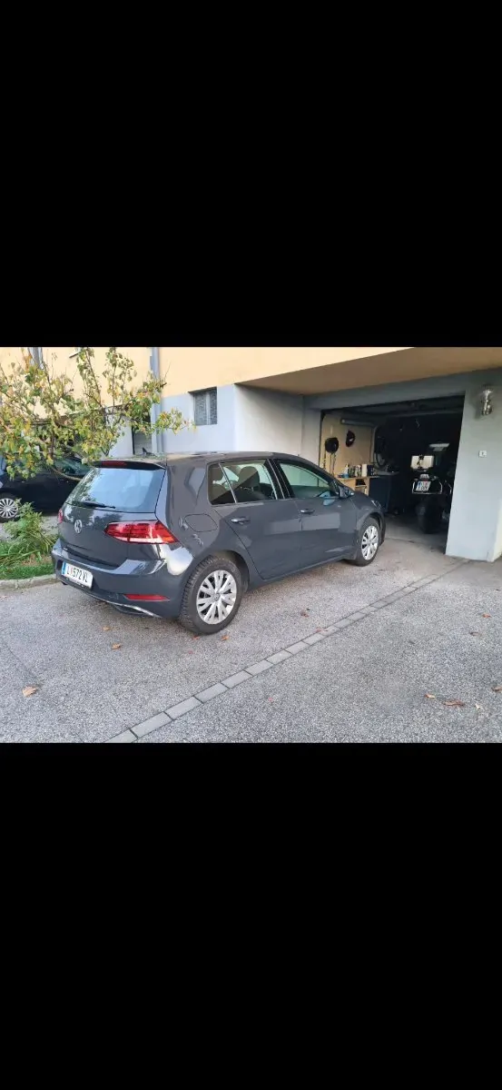 Volkswagen Golf 2017 photo 2