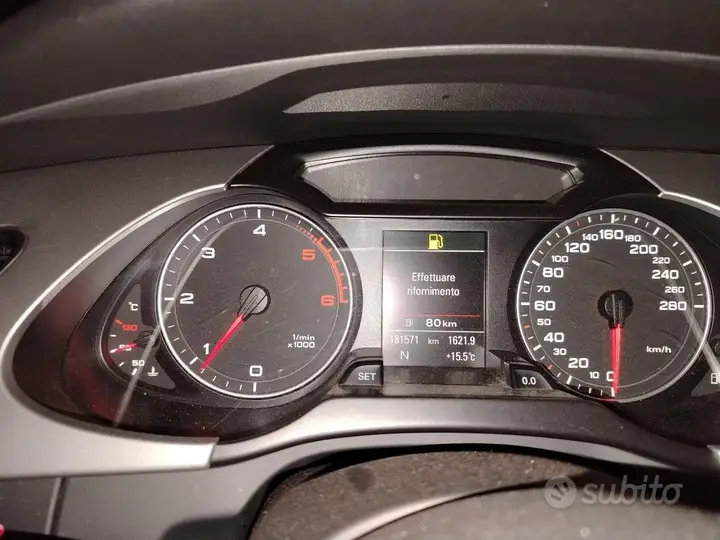 Audi A4 2011 photo 4