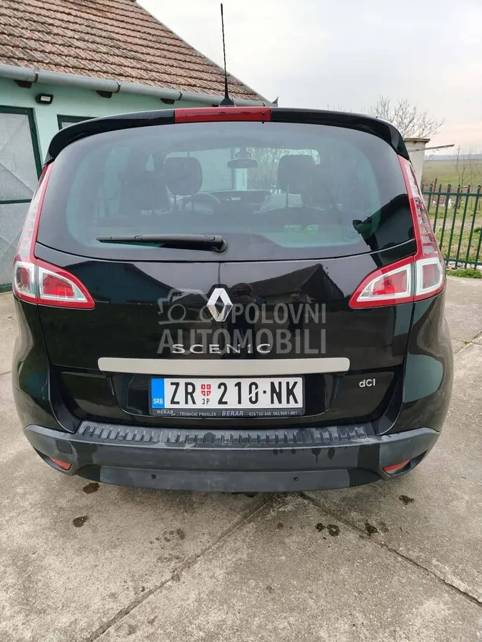 Renault Scenic 2011 photo 5