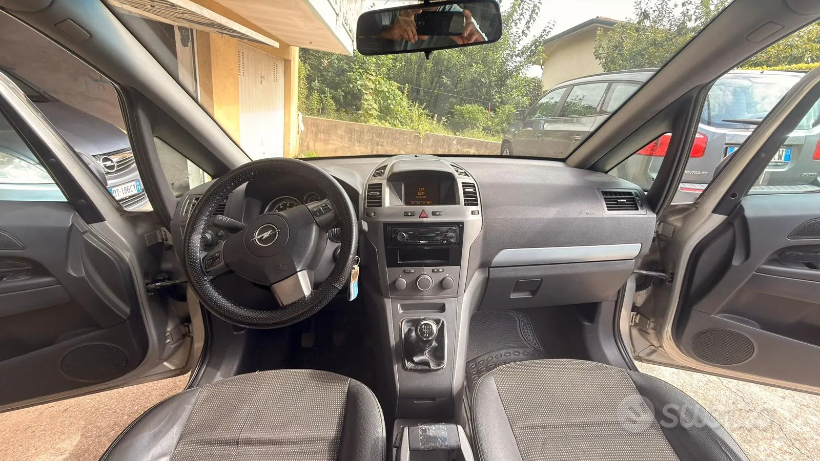 Opel Zafira 2007 photo 2