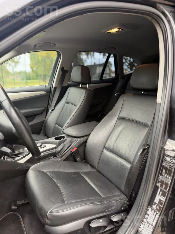 BMW X1 2011 photo 5
