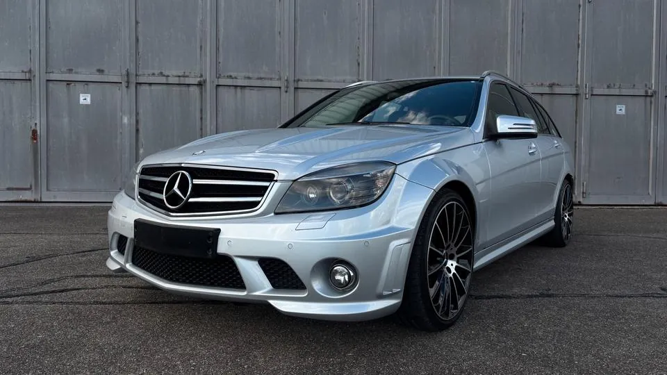 Mercedes-Benz C63 Amg