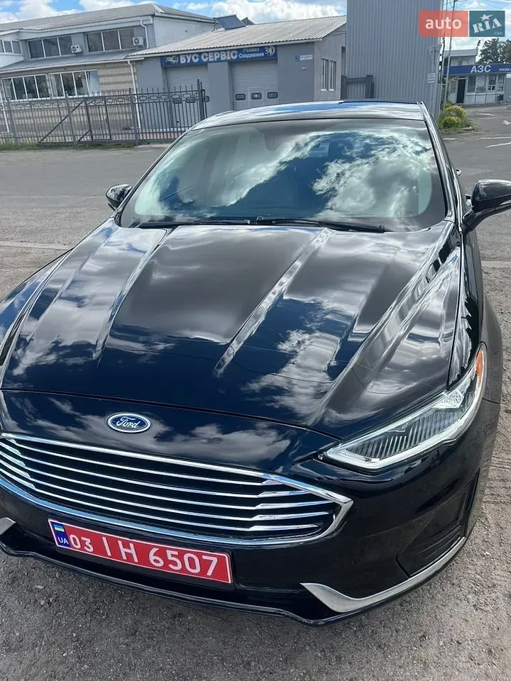 Ford Fusion 2019 photo 2