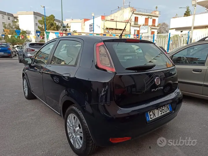 Fiat Punto 2012 photo 5