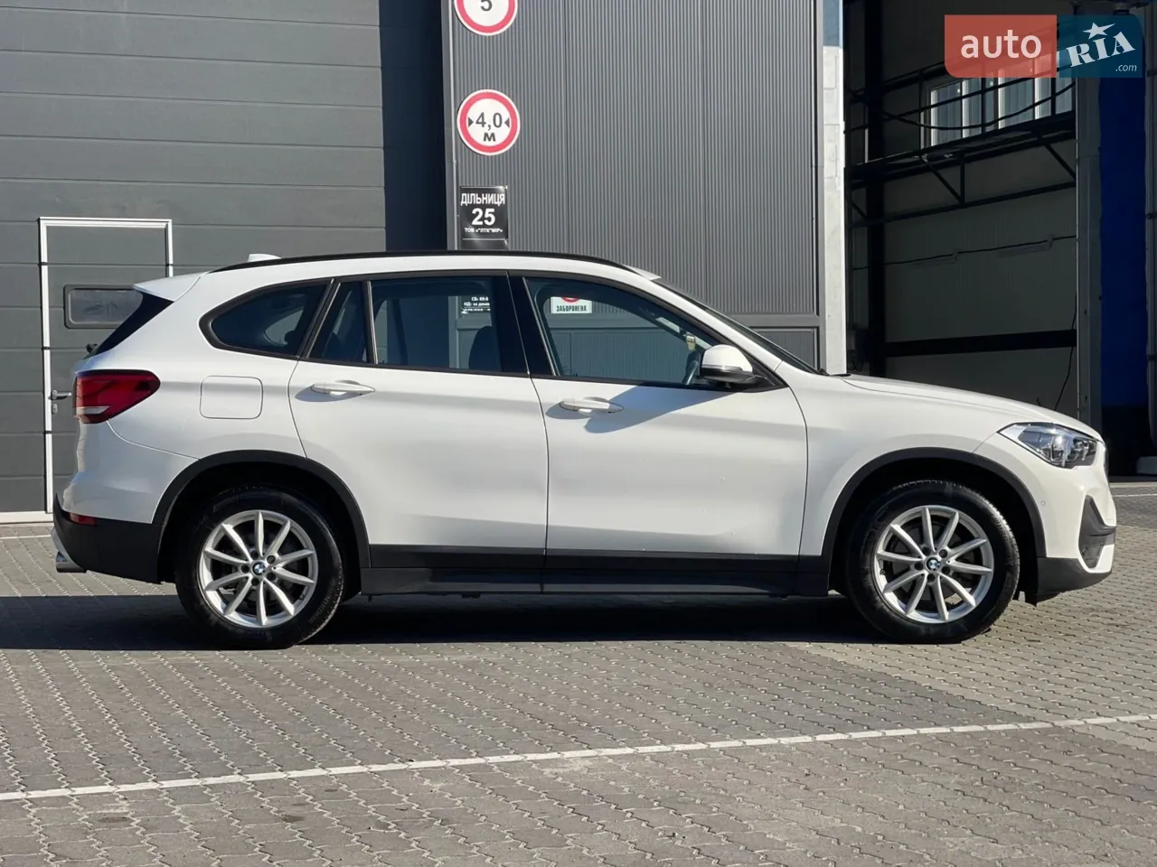 BMW X1 2021 photo 5