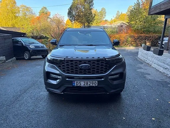 Ford Explorer 2024 photo 3