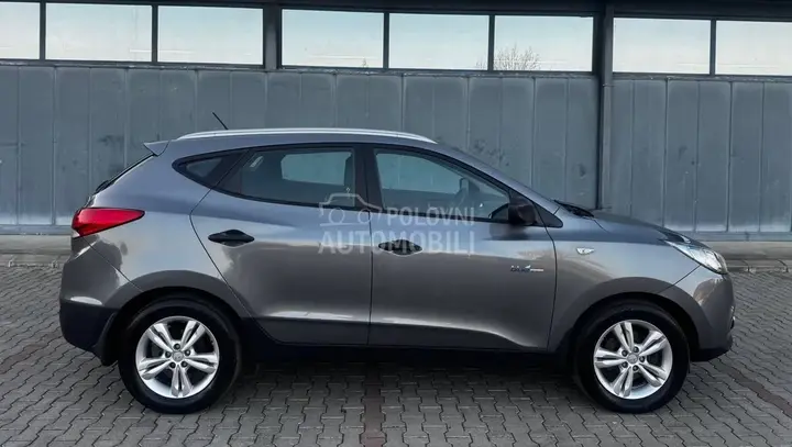 Hyundai Ix35 2012 photo 4