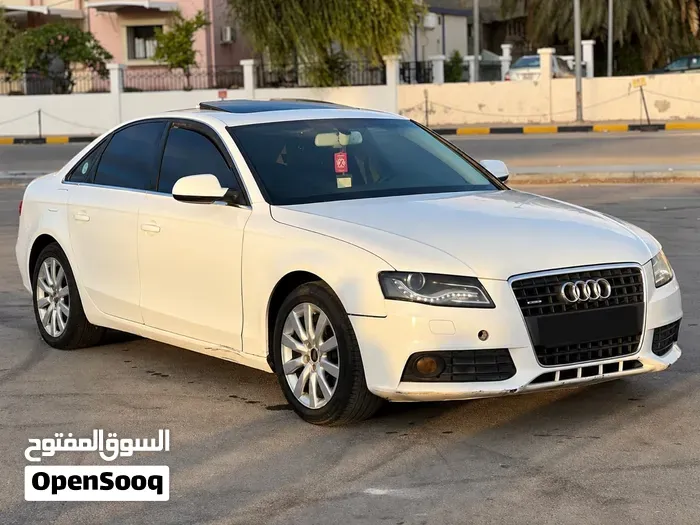 Audi A4 2012 photo 4