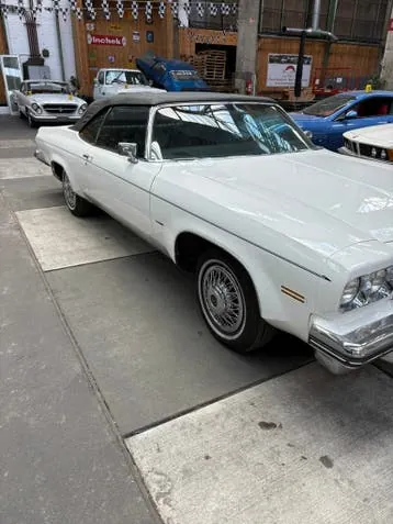 Oldsmobile Delta 88 Royale