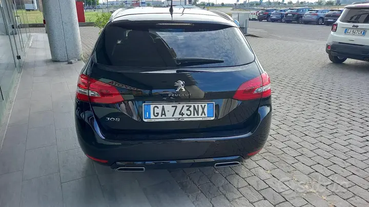 Peugeot 308 2020 photo 4