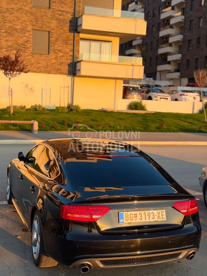 Audi A5 2010 photo 4