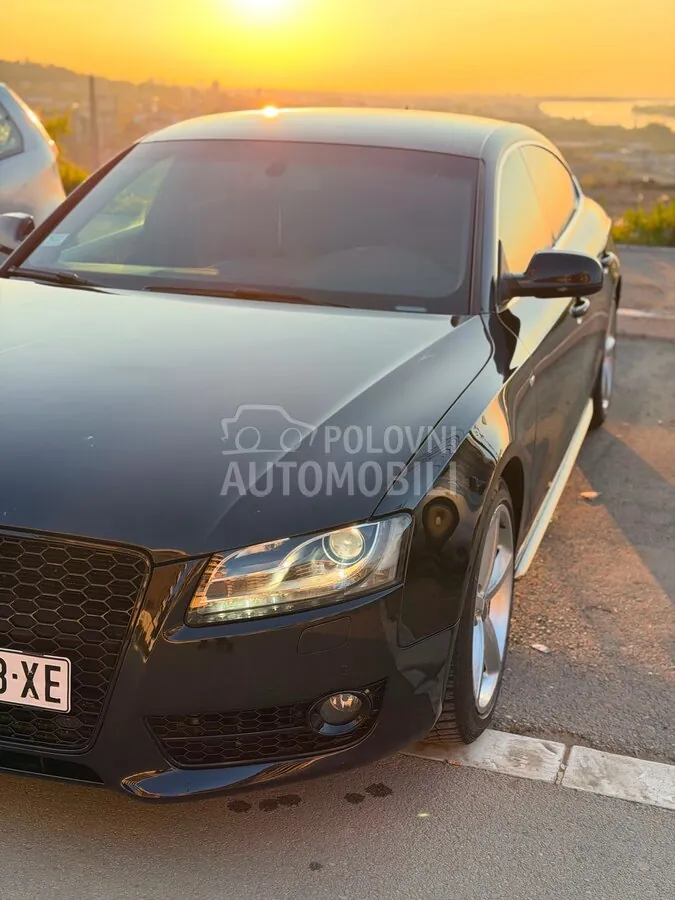 Audi A5 2010 photo 2