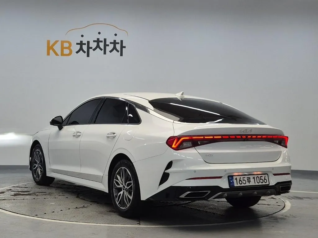 Kia K5 2022 photo 2