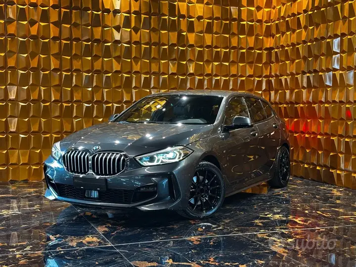 BMW 116D 2021 photo 3