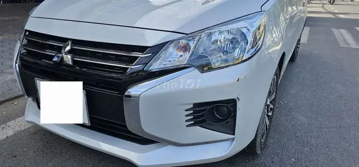 Mitsubishi Attrage 2023 photo 2