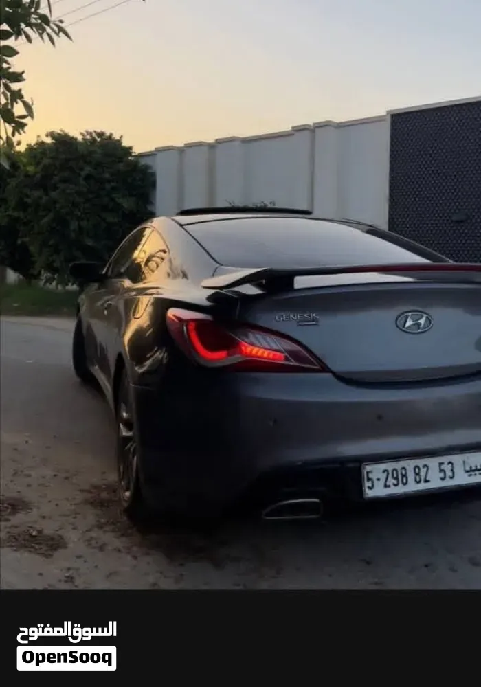 Genesis Cobalt 2016 photo 3
