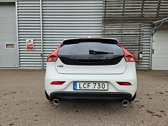 Volvo V40 2017 photo 4