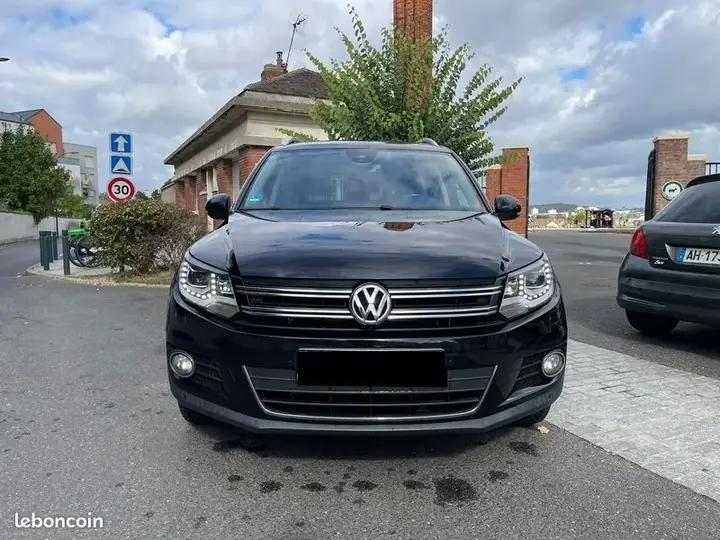 Volkswagen Tiguan 2012 photo 2