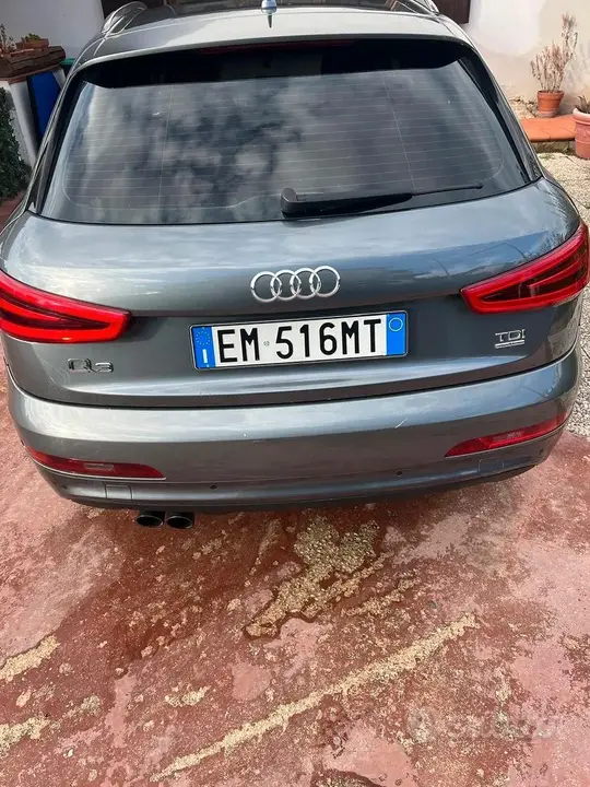 Audi Q3 2012 photo 3