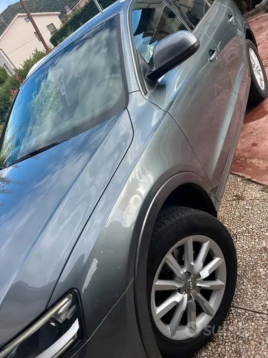 Audi Q3 2012 photo 4