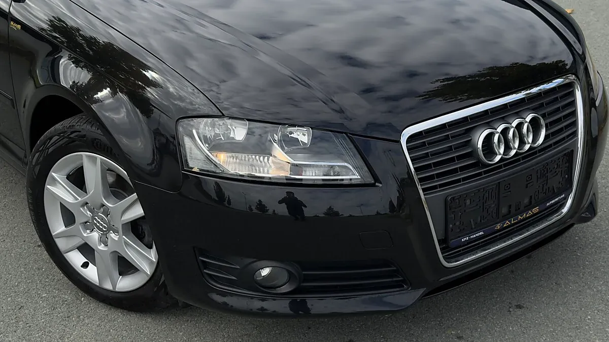 Audi A3 2010 photo 2