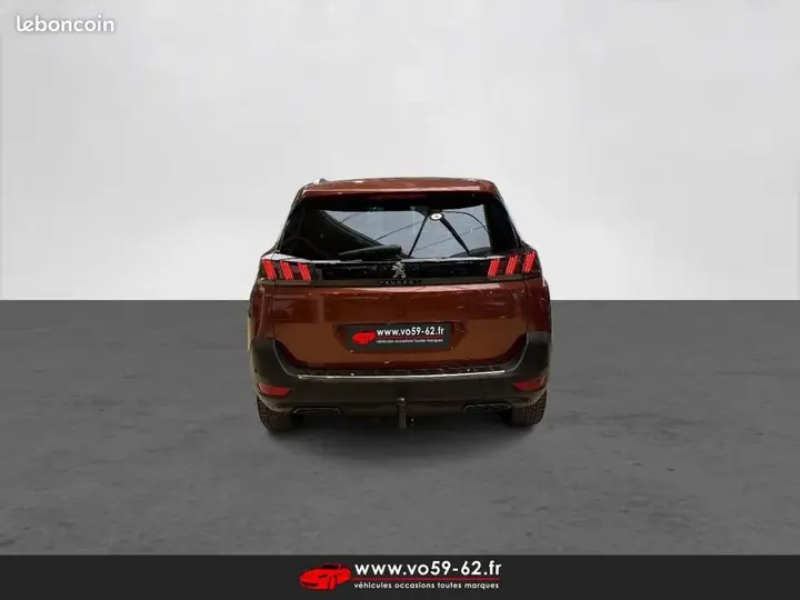 Peugeot 5008 2021 photo 3