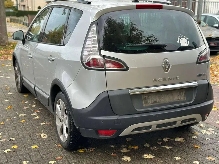 Renault Scenic 2013 photo 3