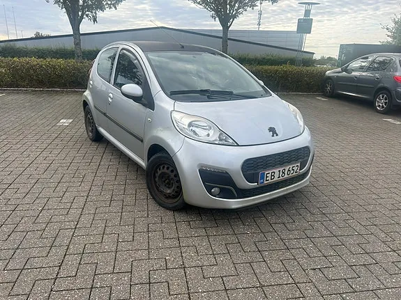 Peugeot 107 2012 photo 4
