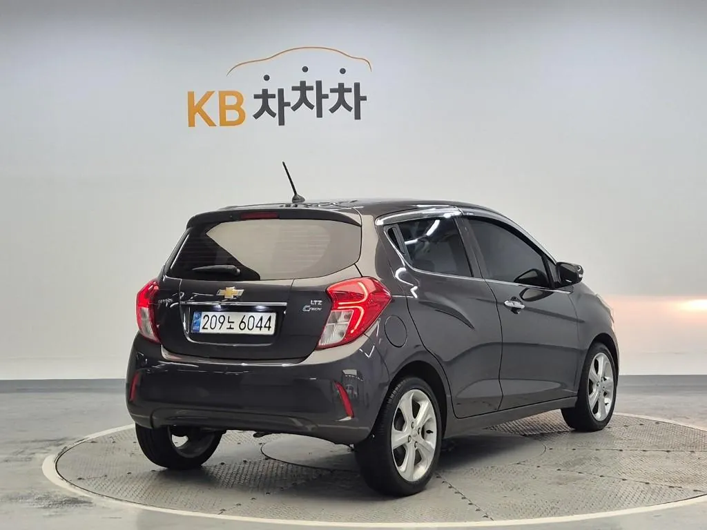Chevrolet Spark 2016 photo 3